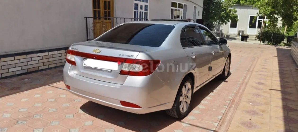 Chevrolet epica 2010 sotiladi