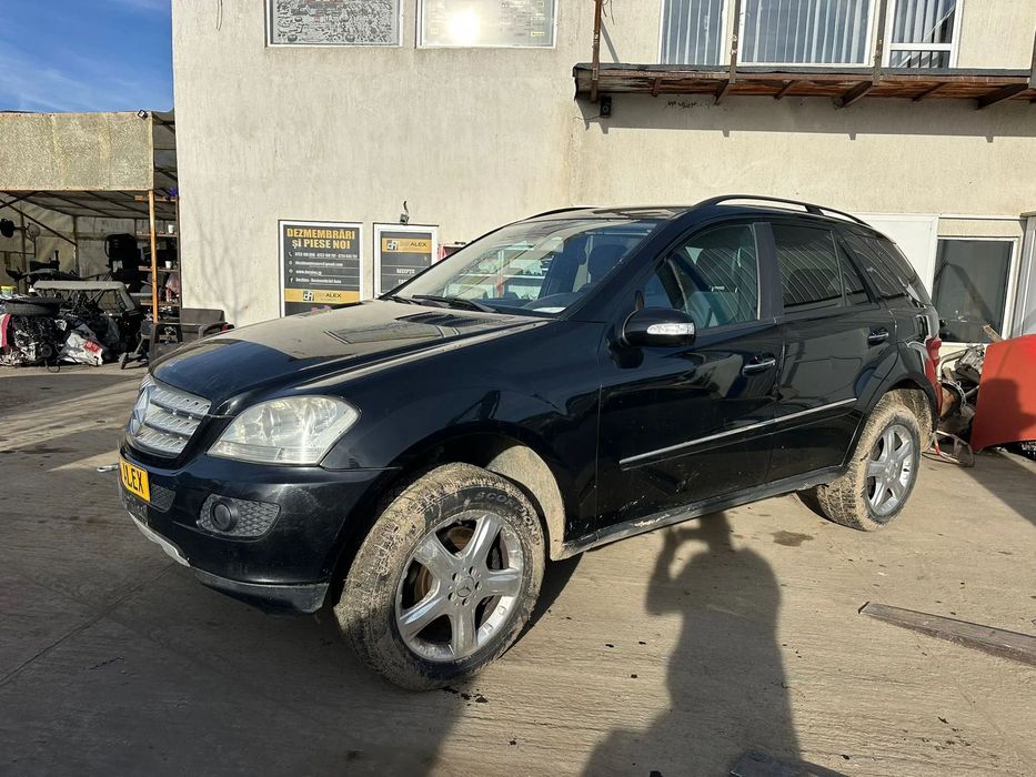 Dezmembrari Mercedes Benz ML 320 / W164