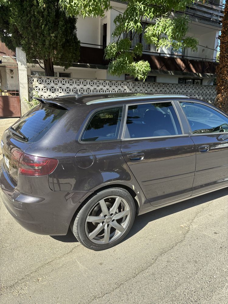 AUDI A3 8P 1.9 - 131 ks