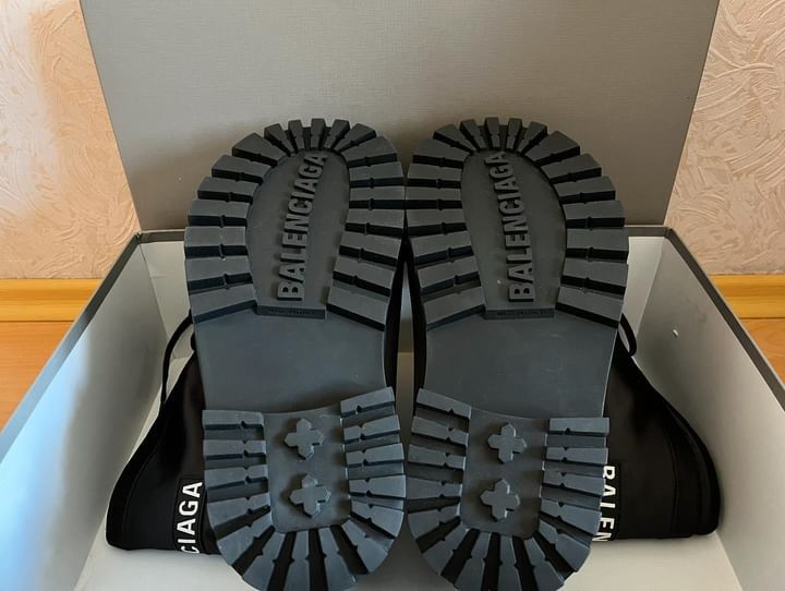 balenciaga alaska low boot