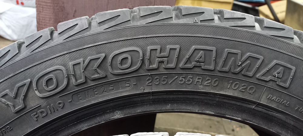 235/55/R20 Резина Yokohama Липучка