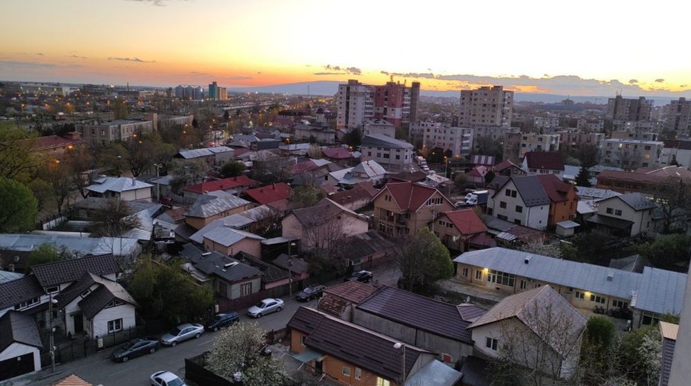 Închiriez apartament 2 camere