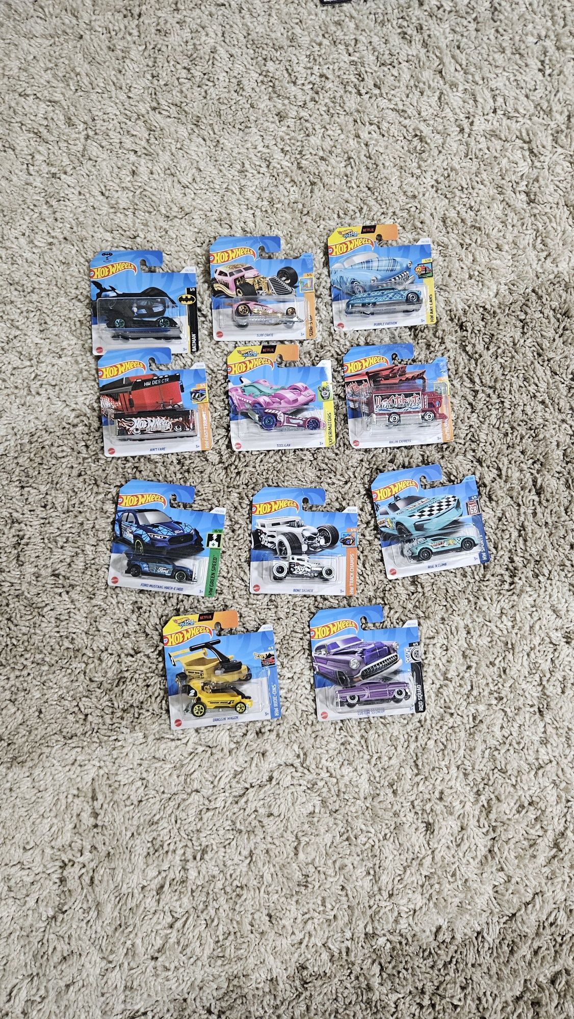 Mașinuțe hotwheels TRESUREHUNT
