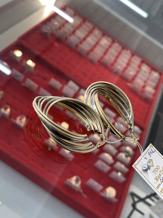 Золото серьги ЖанТаС ломбард г.Астана