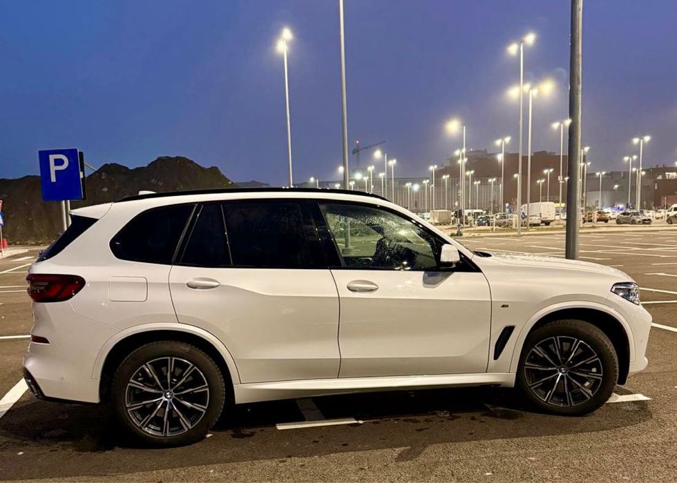 BMW X5 G05 45e-primul proprietar in Romania