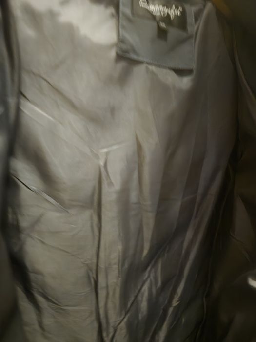 Дамско зимно яке с пухкава яка