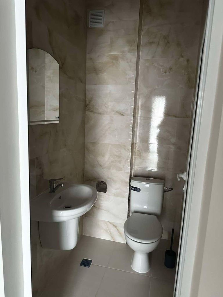 Дава се под наем Тристаен апартамент в Пловдив, Тракия - 85 кв.м за 612 € - Снимка #5