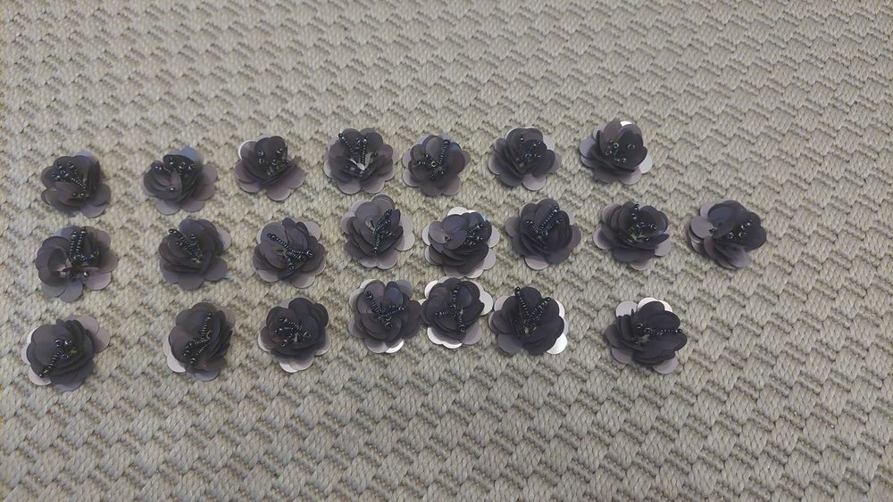 Декоративни цветя с мъниста