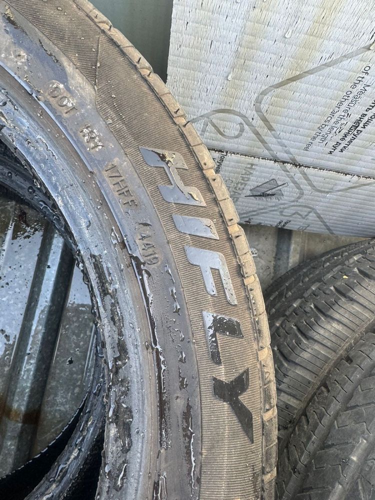 Продам шины резину 215/50 r17