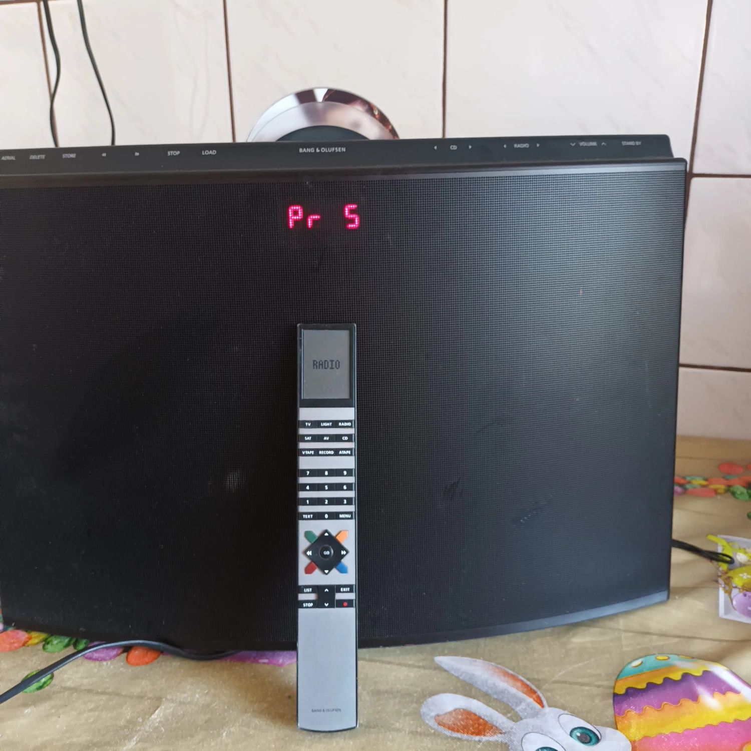 Boxa Bang Olufsen cu radio și cd model Beo Sound  tip 2581