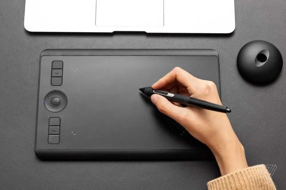 графический планшет wacom Intuos pro s