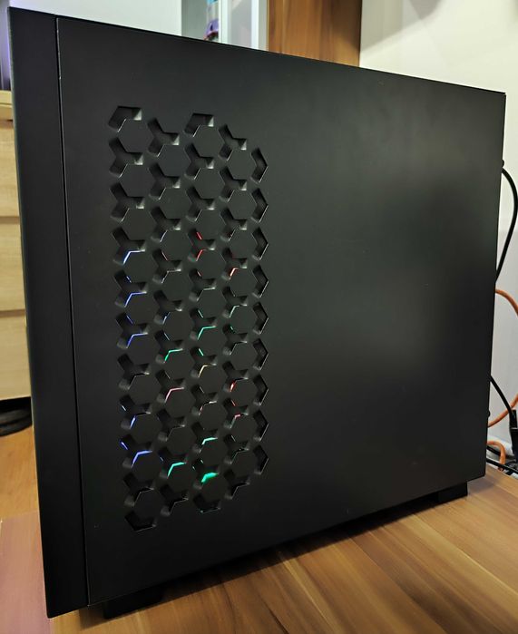 UNITATE PC Sistem GAMING,Ryzen 7 5700x,32gb DDR4,GTX 1080ti,1TBssd m.2