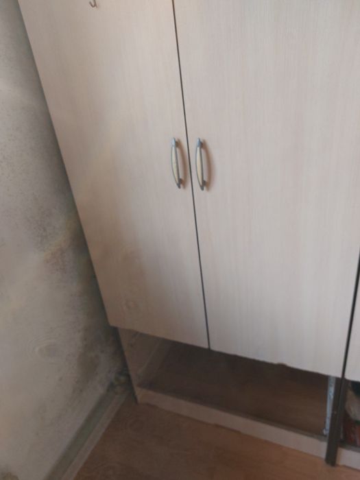 Шкаф для одежды и вещей