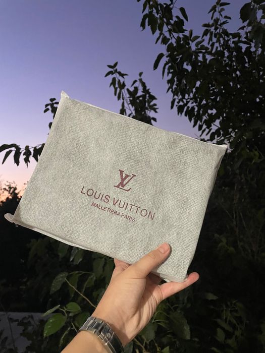Sumka Louis Vuitton yangi