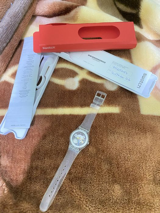 Ceas swatch transparent