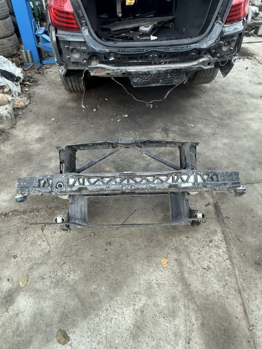 Маска/ очиларка БМВ Ф30/31 (Maska/ochilarka BMW F30/31)