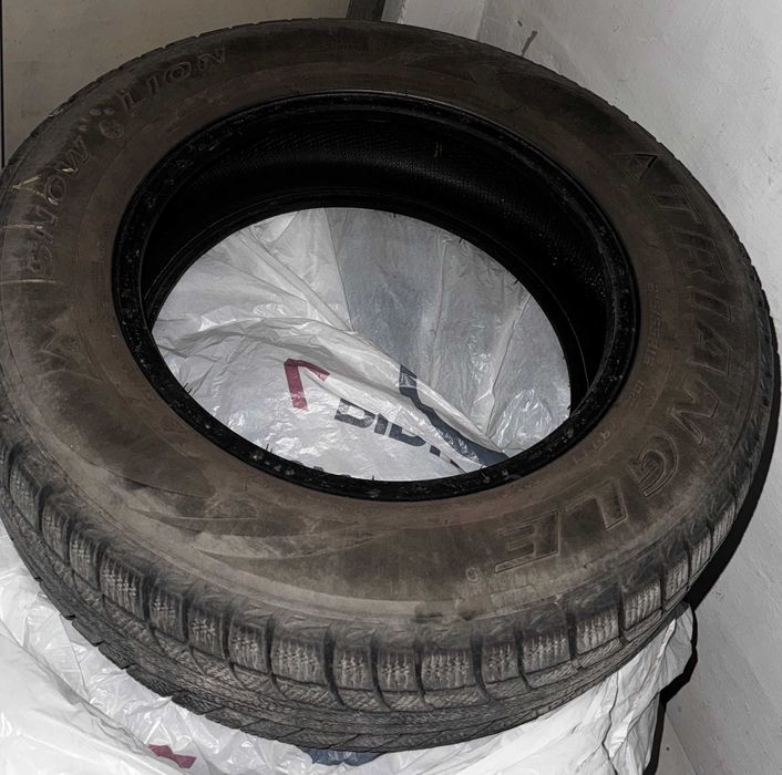 Зимние шины 215/60 R17 (комплект 4 шт.)