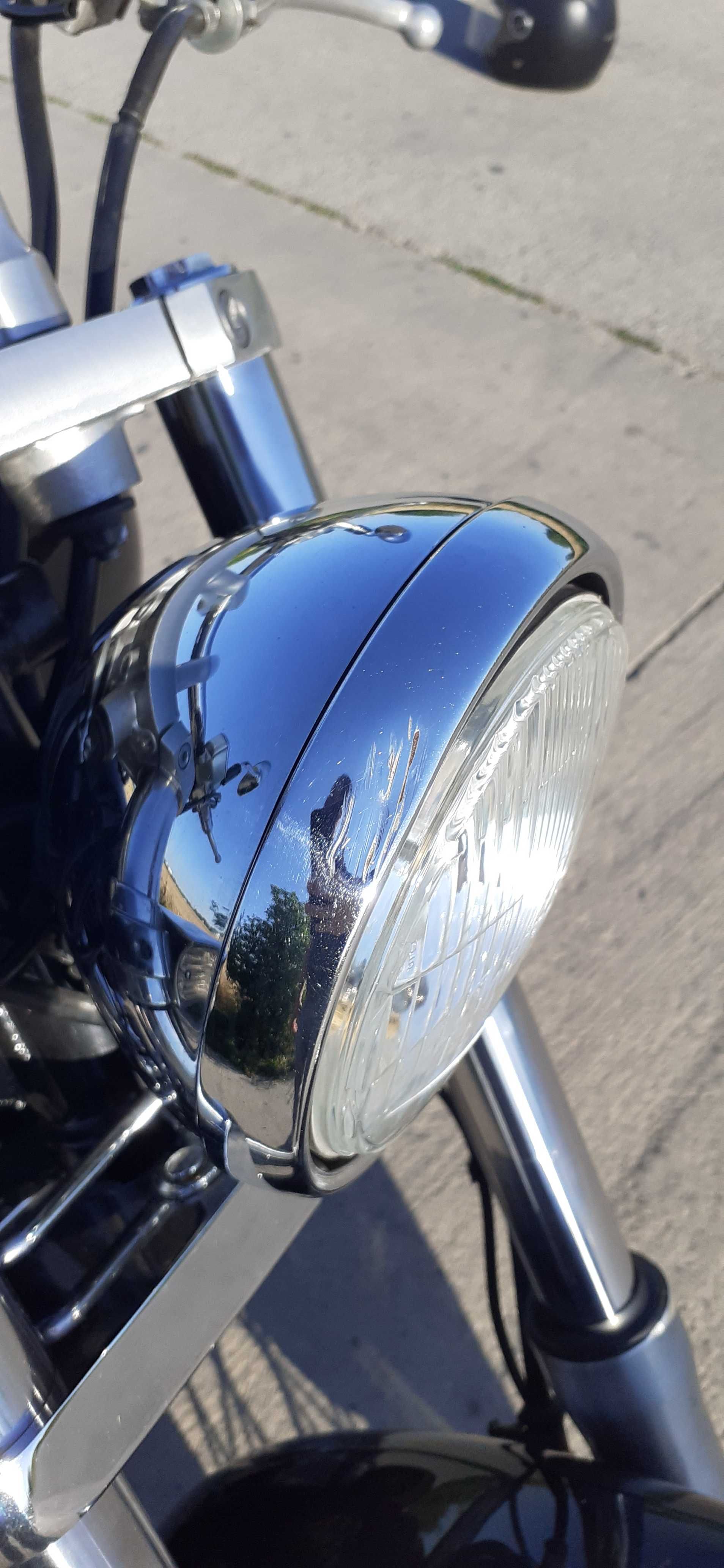 Honda VT 750 DC Black Widow