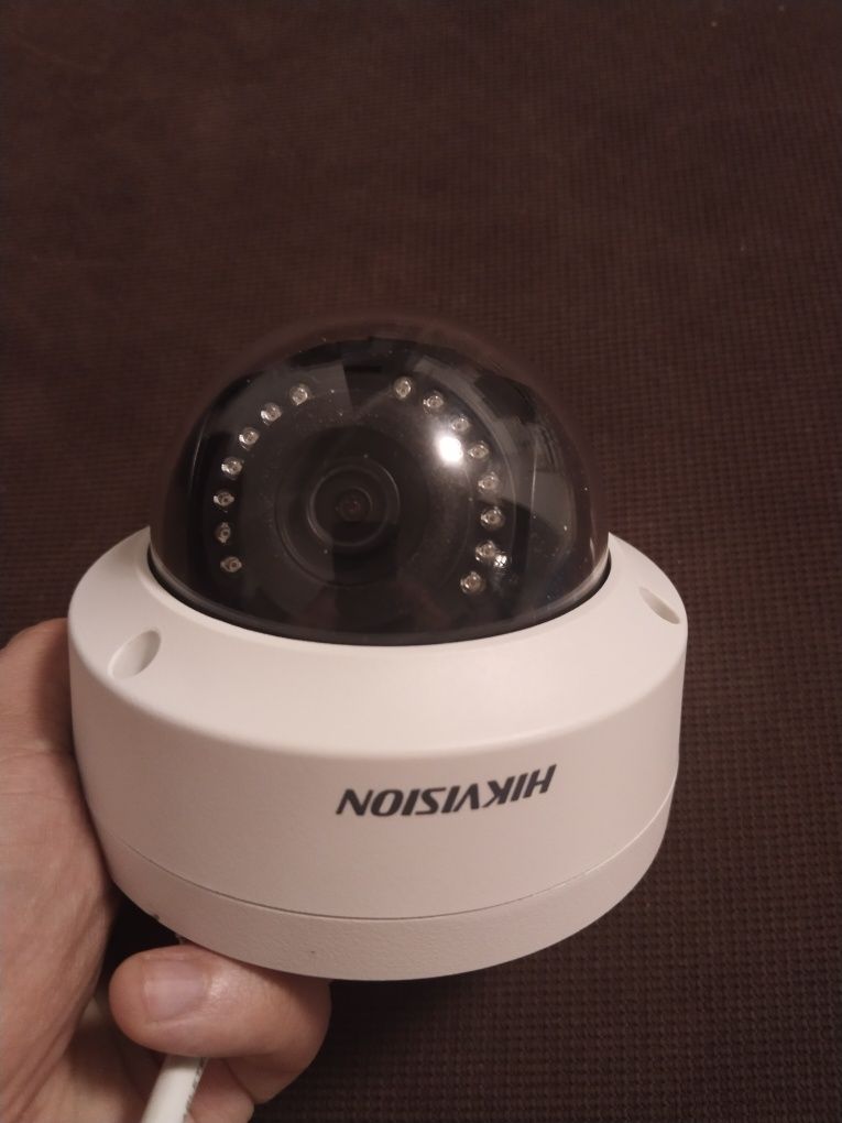 Hikvision DS-2CD1143G0-I(C) (2.8mm) IP Видеокамера