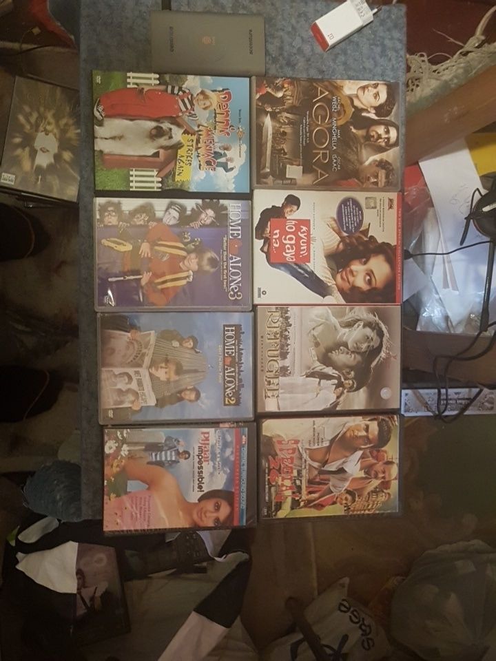 Lot 25 DVD-uri cu filme originale de colectie