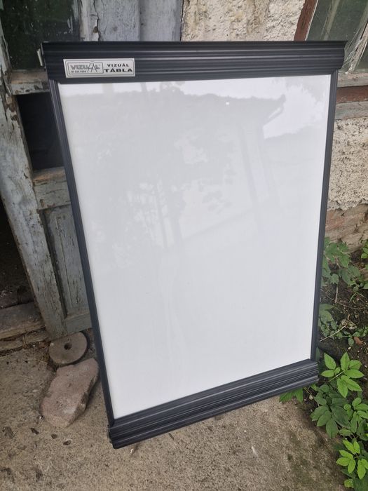 Vand whiteboard (tabla vizuala) pentru prezentari