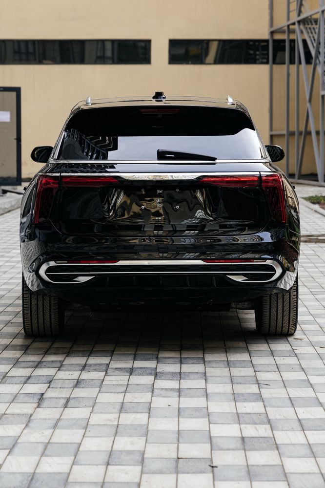Hongqi E-HS9 eng yaxshi sifat va narxlar faqat Premier Motorsda
