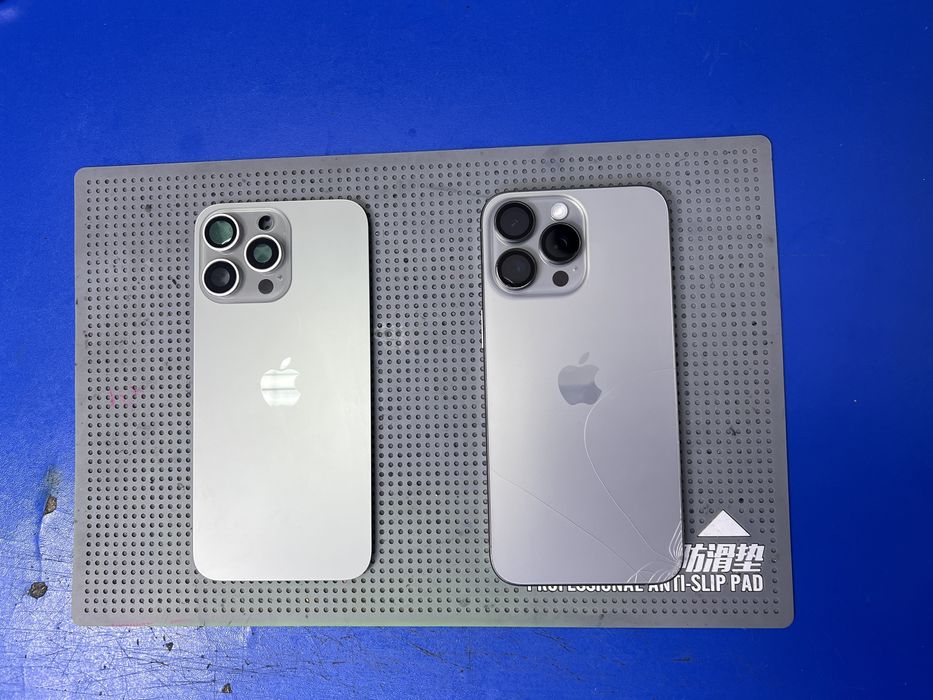 Capac spate iPhone 15 Pro Max! Nou!