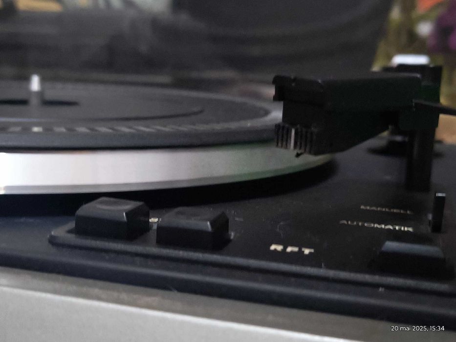 Pick up Dual model 1210