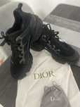 Vand pantofi sport Dior originali 100% marimea 40