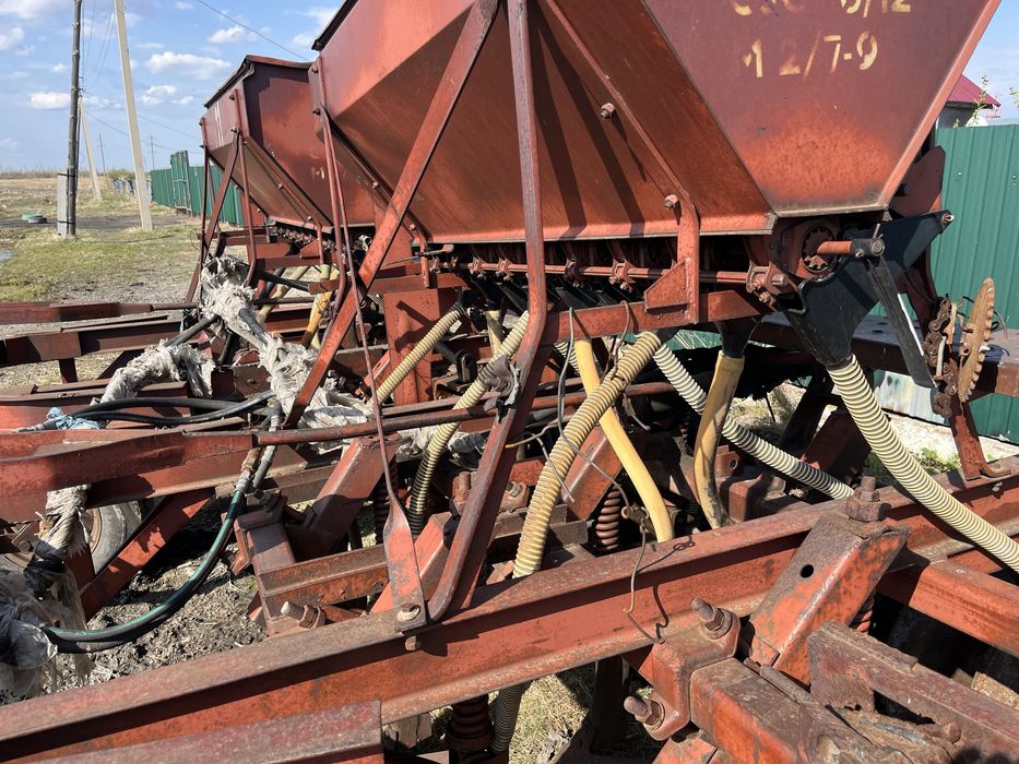 продам 2 сеялки сзс 2.1 в хорошем состоянии