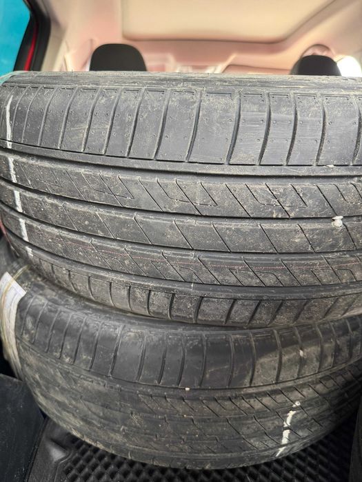 Продам летнюю резину KUMHO 225/55/R18 98V