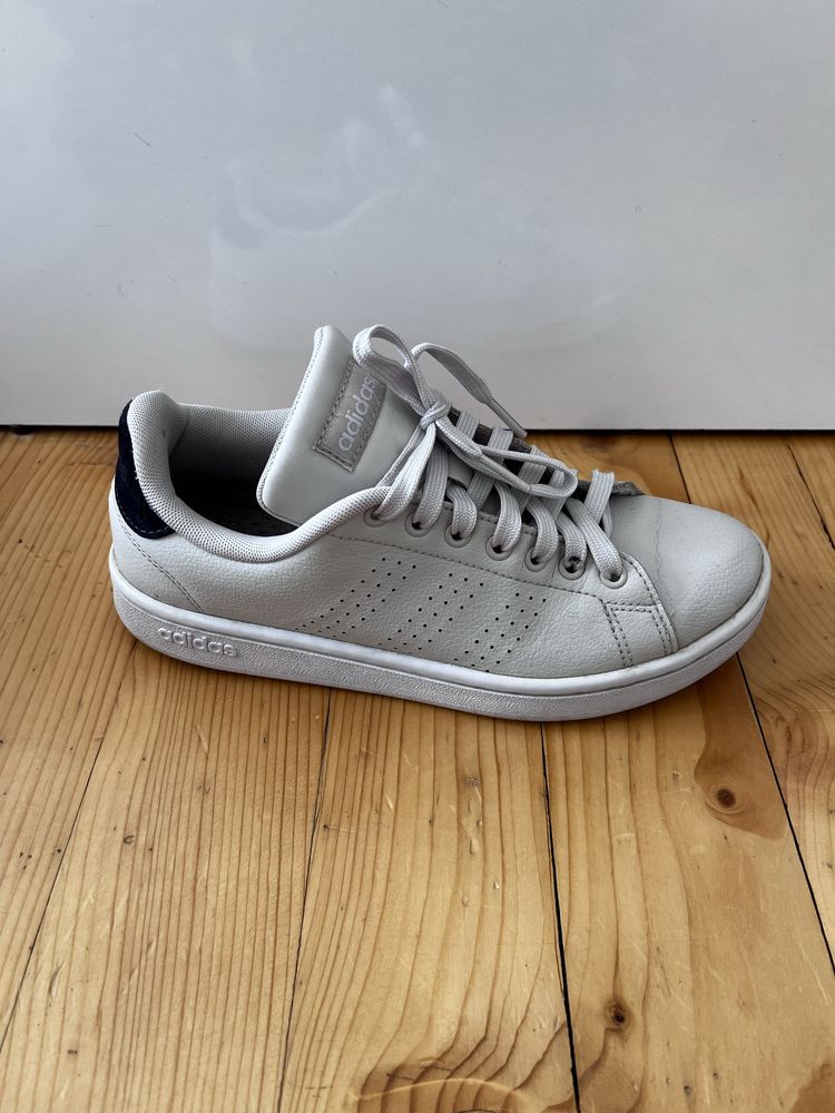 Adidas кецове естествена кожа