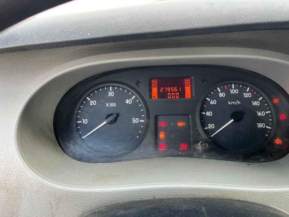 Renault Master 7 locuri + bena Utilitara 3 Bucati
