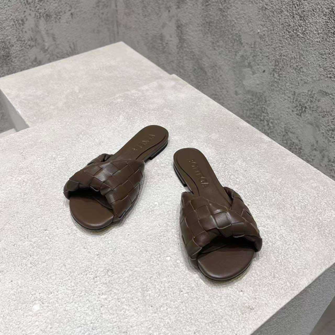 Дамски чехли Bottega Veneta