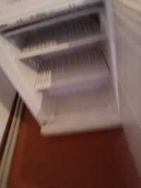 Холодильник бу хорошо работает чёткие системы охлаждает офигительная
