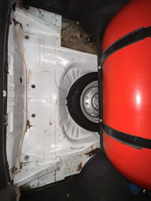 Arenda Vikup Nexia 1.6 Kansaner Metan