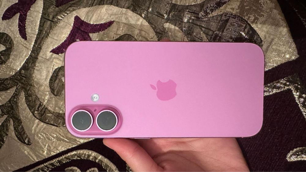 Aplle 16.  400к келсемыз срочно акша керек  !