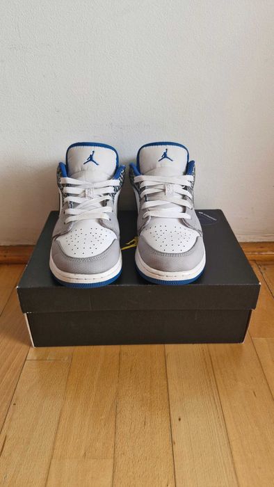 Air Jordan 1 Low SE True Blue (GS), mărimea 39