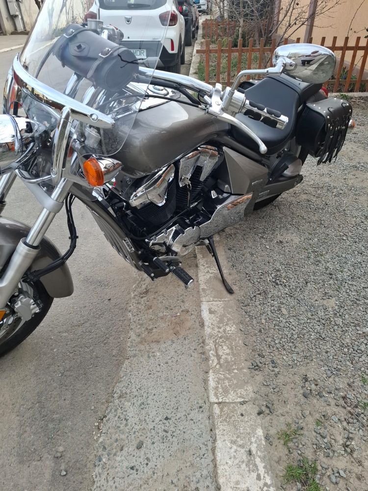 Moto Honda VT 1300