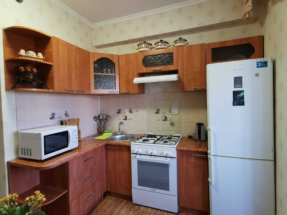 Сдается 2-ух комнатная квартира в центре города.