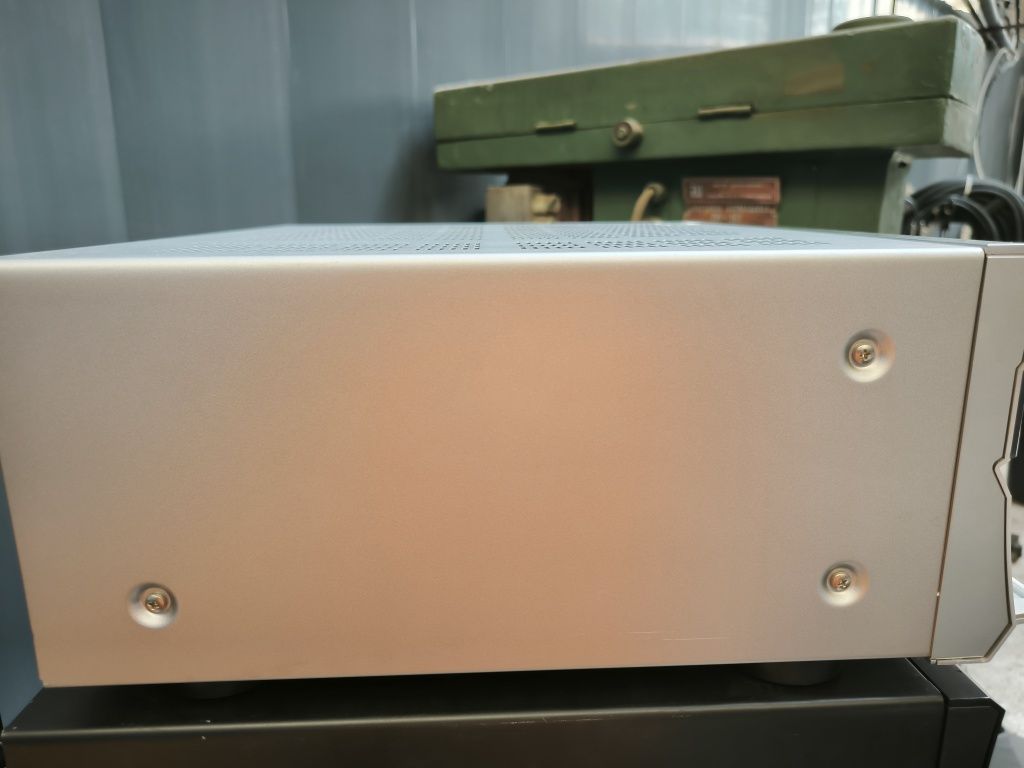 Onkyo tx sr -806  7.1 channel