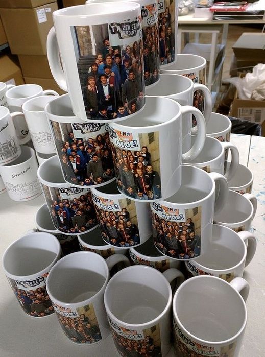 Персоналзиирана чаша с ваша снимка и текст