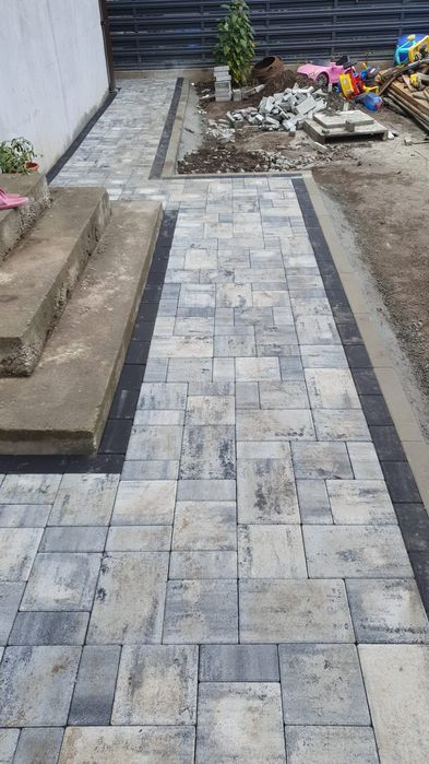 Pavele Borduri Montatori