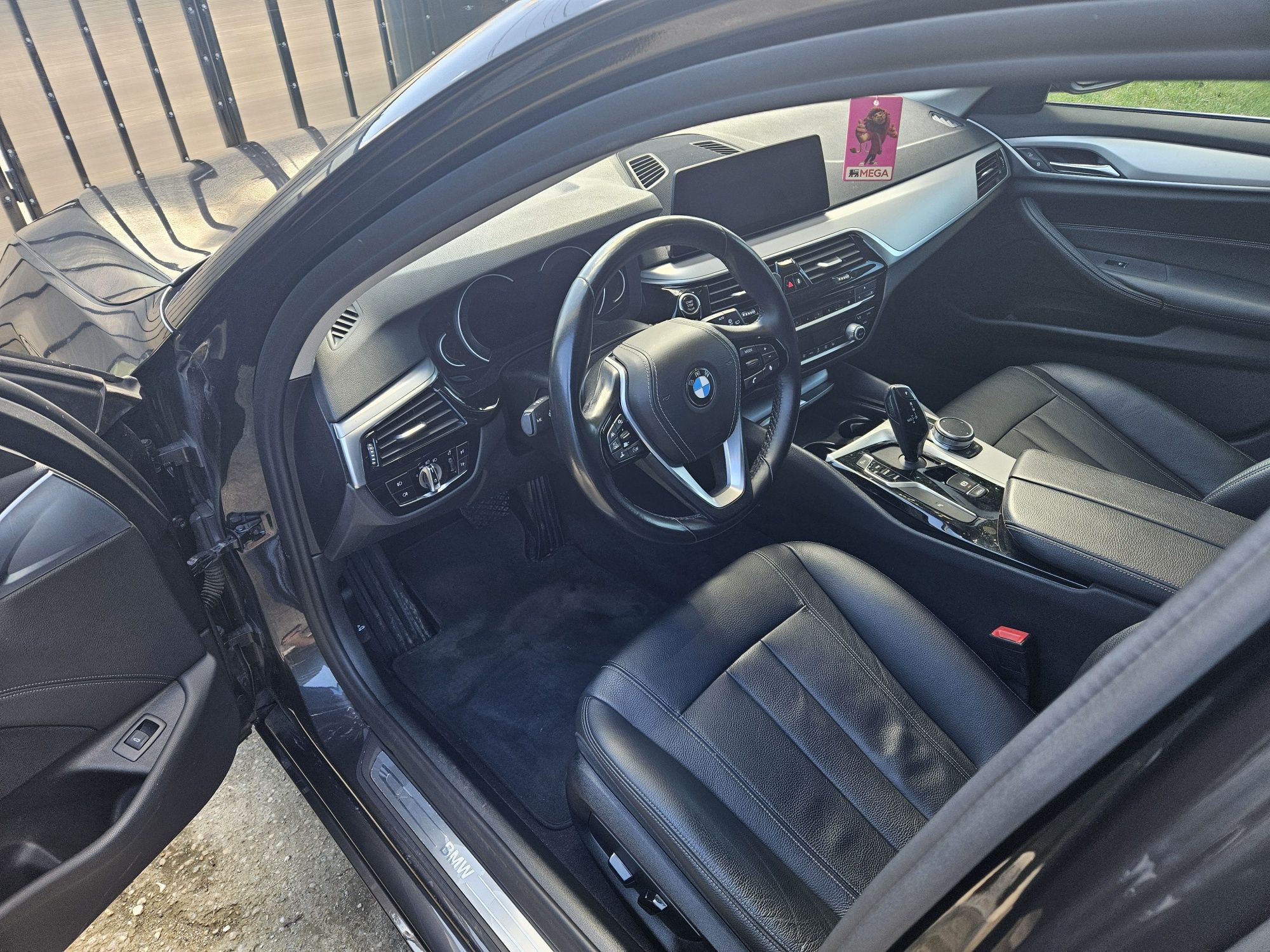 Bmw seria 5 g31.  Distronic plus,Lane assist...