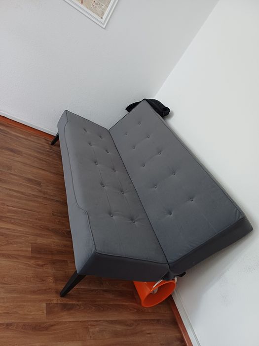 Офисная мебель диван стол шкаф