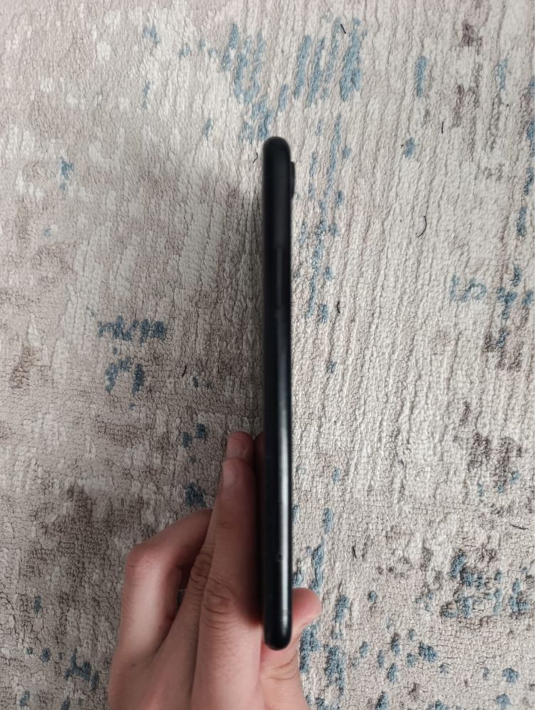IPHONE XR телефон