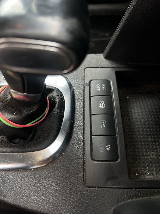 Vw Touran, 1.9 TDI 105 cp un singur ax cu came