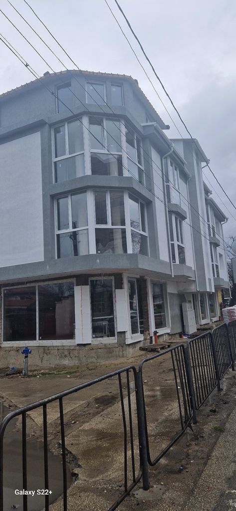 Продава се Магазин в Силистра, Малчика - 90 кв.м за 794 €/кв.м - Снимка #1