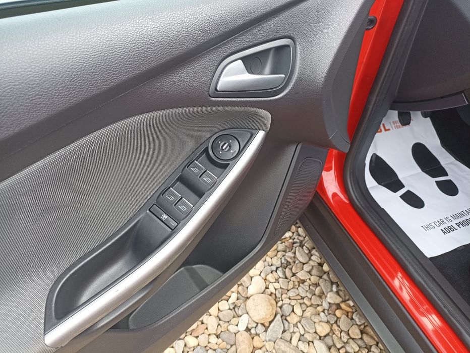 Vând Ford Focus/ 2012/ 1.6 tdci/ EURO 5