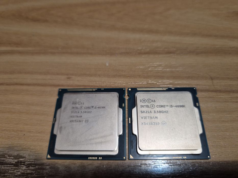 Vând 2x Procesoare I5-4960K, Sockets Supported FCLGA 1150, 3.50 GHz